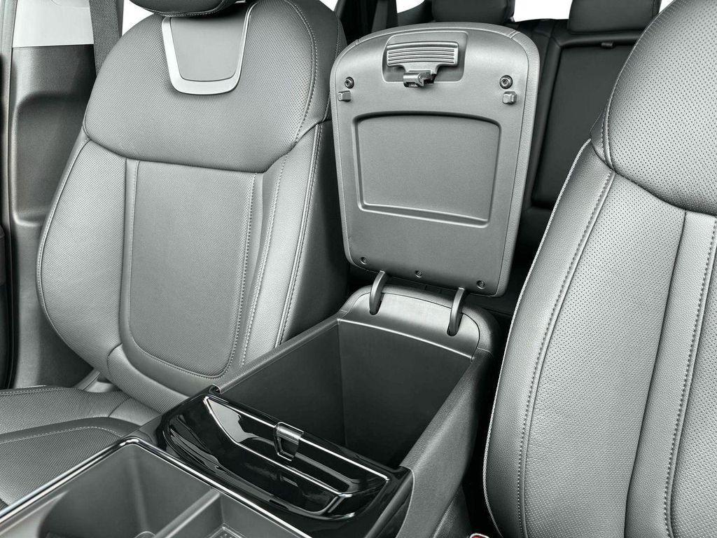 new 2025 Hyundai Tucson car, priced at $39,944