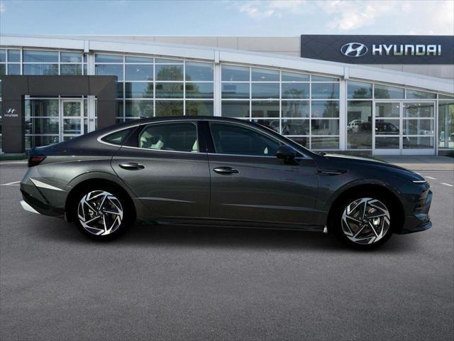 new 2025 Hyundai Sonata car, priced at $31,660