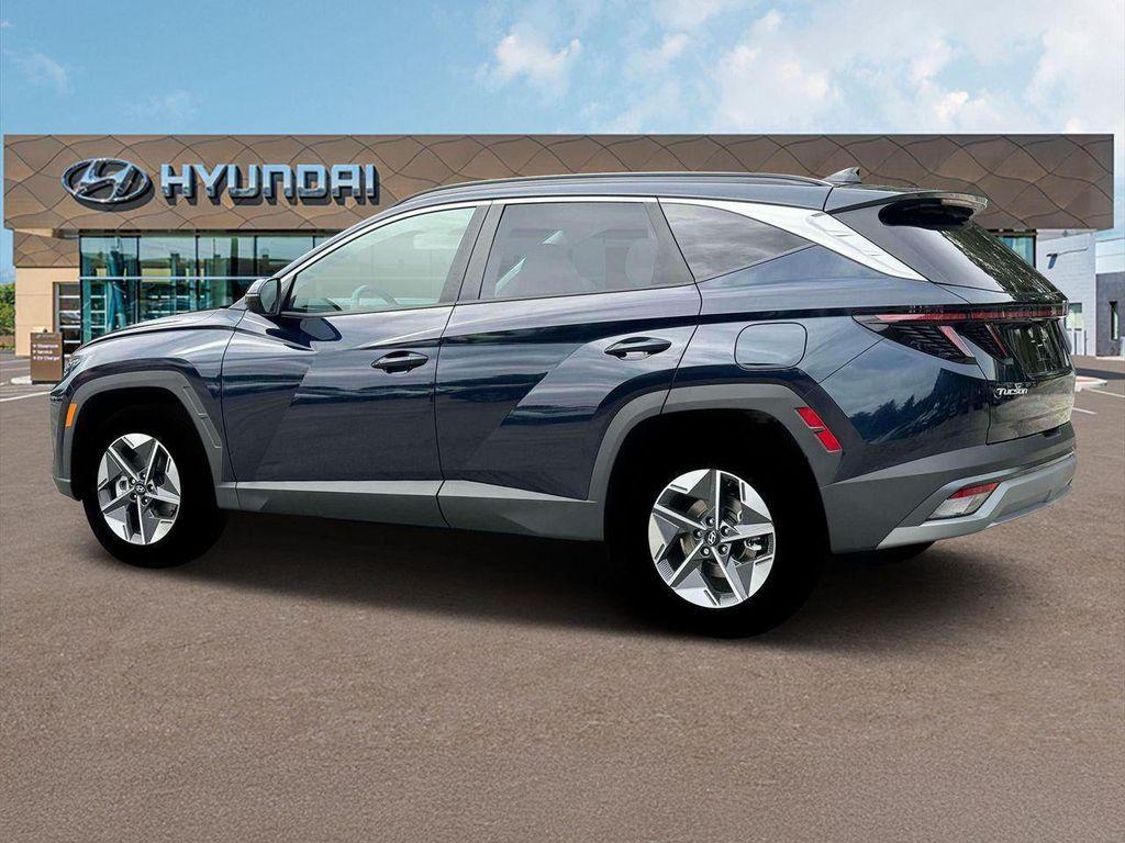 new 2025 Hyundai TUCSON Hybrid car, priced at $37,330