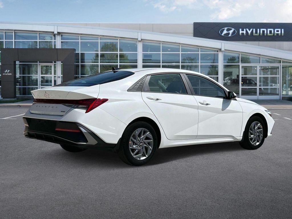 new 2025 Hyundai Elantra car, priced at $28,668