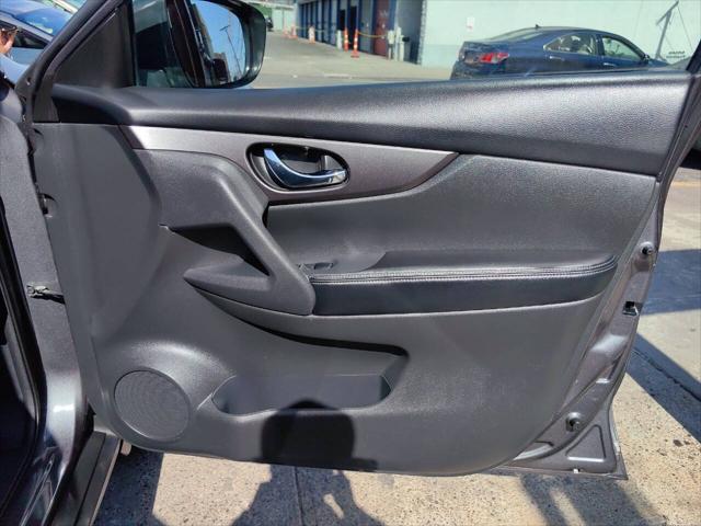 used 2016 Nissan Rogue car, priced at $12,644