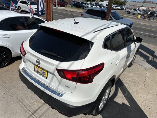 used 2018 Nissan Rogue Sport car, priced at $16,995