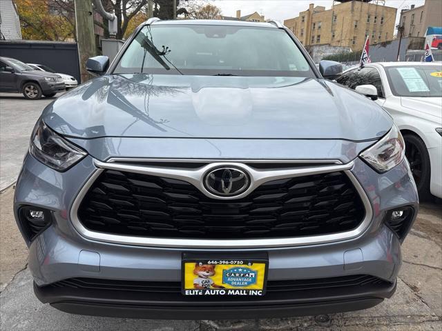 used 2021 Toyota Highlander car, priced at $30,995