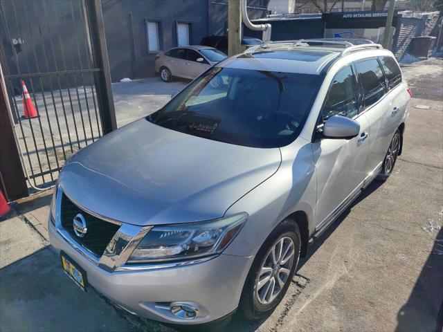 used 2015 Nissan Pathfinder car, priced at $13,995