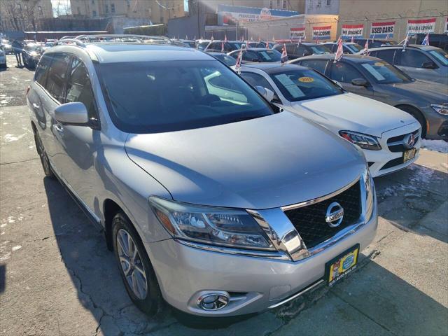 used 2015 Nissan Pathfinder car, priced at $13,995