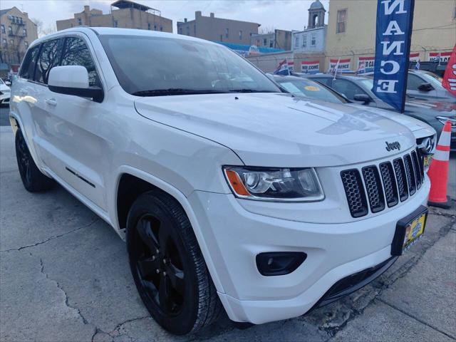 used 2015 Jeep Grand Cherokee car, priced at $13,995