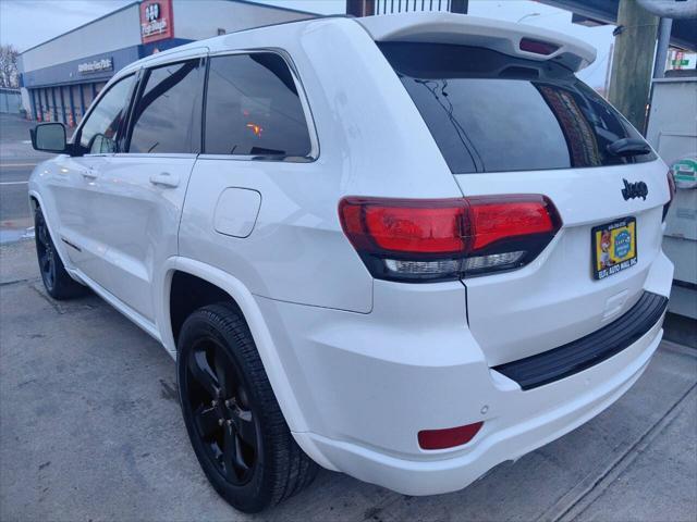 used 2015 Jeep Grand Cherokee car, priced at $13,995