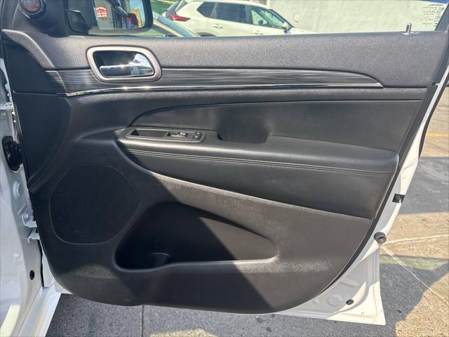 used 2020 Jeep Grand Cherokee car, priced at $26,995