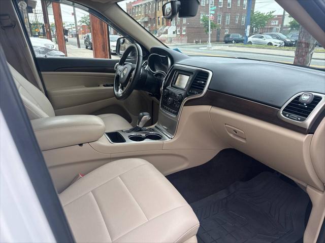 used 2017 Jeep Grand Cherokee car, priced at $15,995