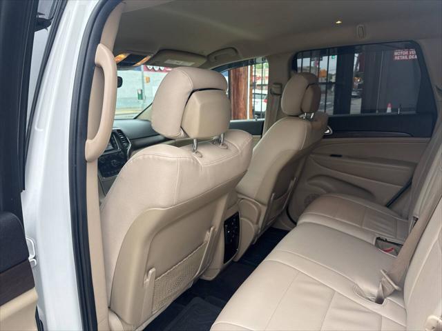 used 2017 Jeep Grand Cherokee car, priced at $15,995