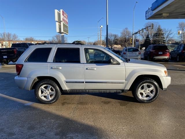 used 2007 Jeep Grand Cherokee car, priced at $5,995