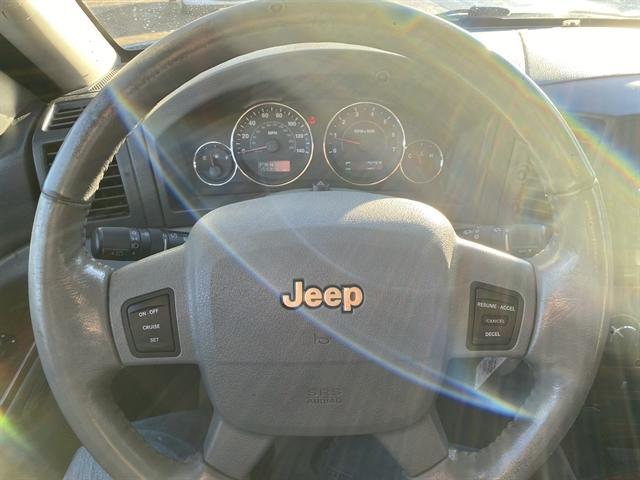 used 2007 Jeep Grand Cherokee car, priced at $5,995