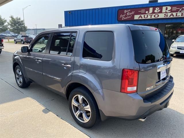 used 2015 Honda Pilot car, priced at $14,995