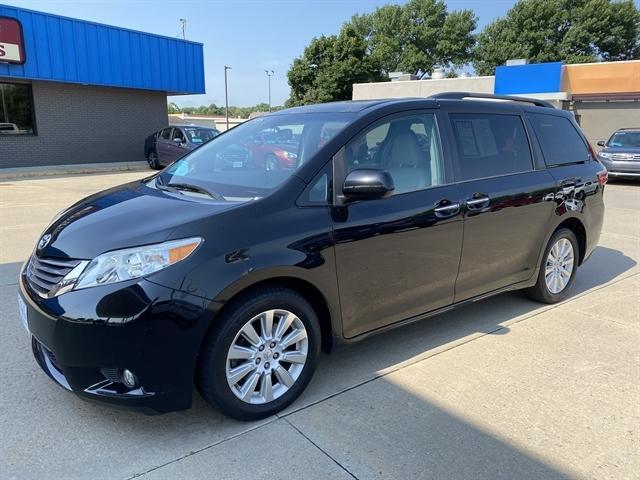 used 2015 Toyota Sienna car, priced at $21,995