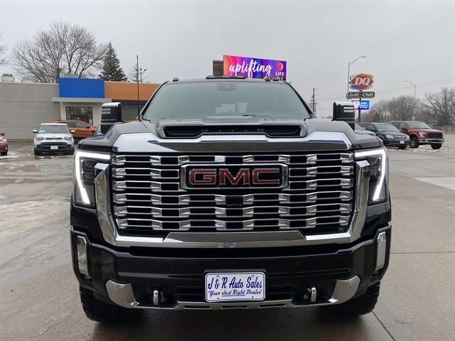 used 2024 GMC Sierra 2500 car, priced at $69,995