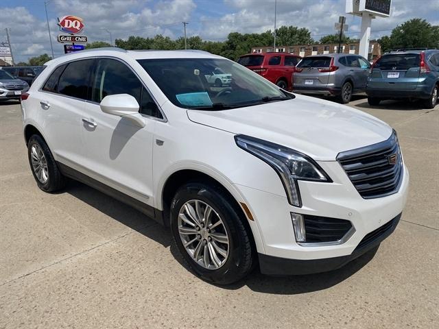 used 2017 Cadillac XT5 car, priced at $19,995