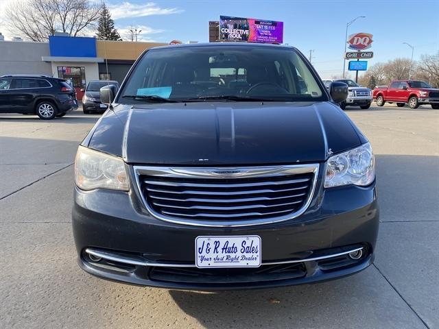 used 2014 Chrysler Town & Country car, priced at $3,995