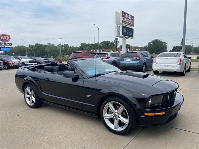 used 2007 Ford Mustang car, priced at $14,995