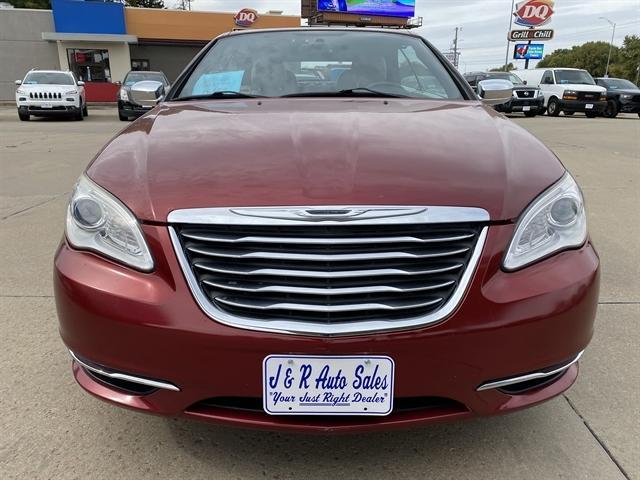 used 2012 Chrysler 200 car, priced at $8,995