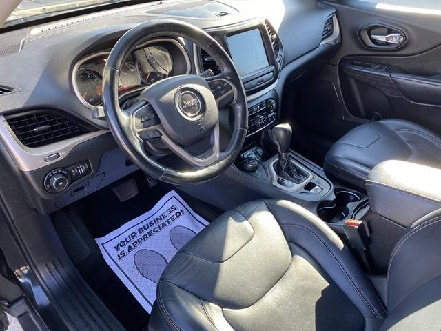 used 2015 Jeep Cherokee car, priced at $12,995