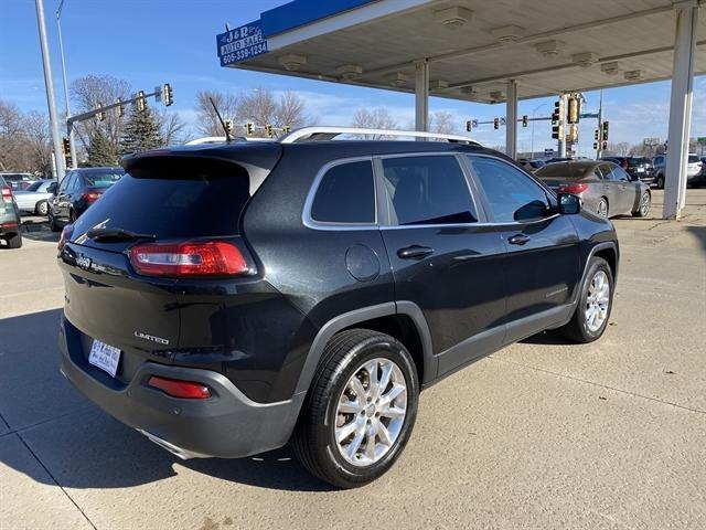 used 2015 Jeep Cherokee car, priced at $12,995