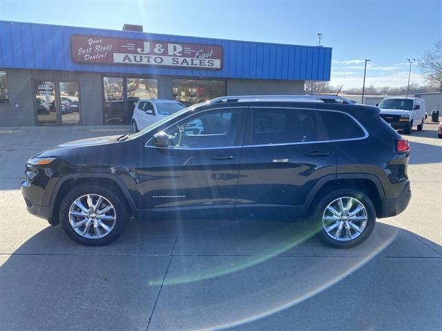 used 2015 Jeep Cherokee car, priced at $12,995