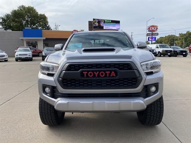 used 2016 Toyota Tacoma car, priced at $24,995