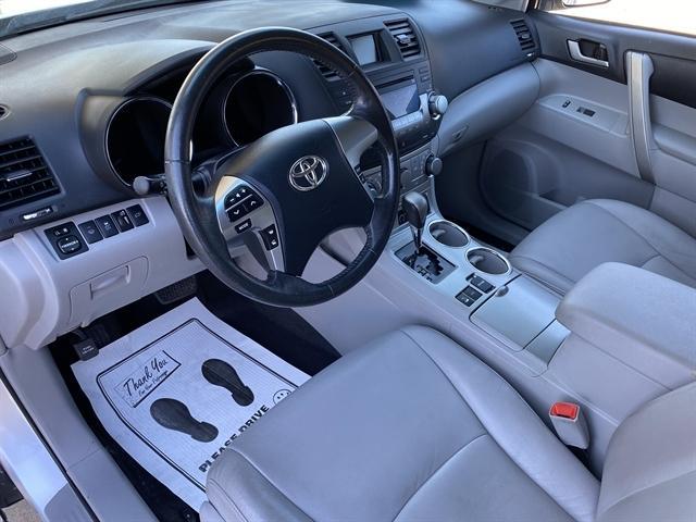 used 2011 Toyota Highlander car, priced at $16,995