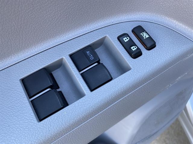 used 2011 Toyota Highlander car, priced at $16,995