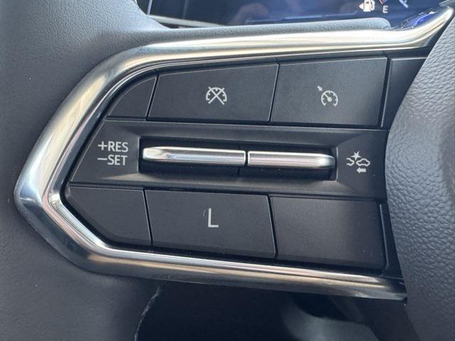 used 2025 Chevrolet Equinox car, priced at $29,299