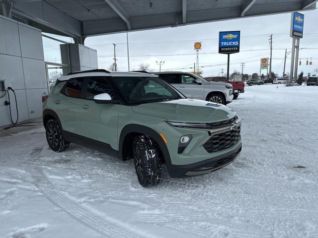 new 2025 Chevrolet TrailBlazer car, priced at $28,657