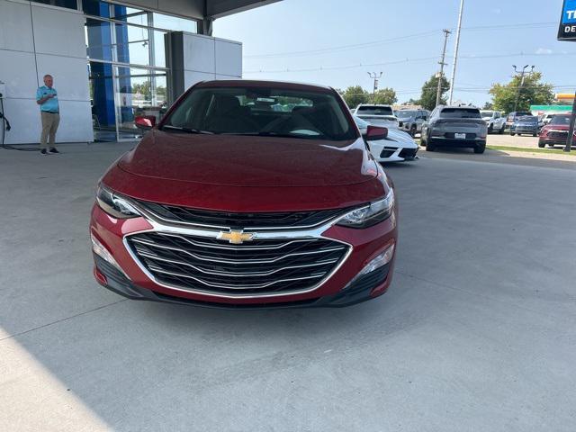 new 2025 Chevrolet Malibu car, priced at $29,261