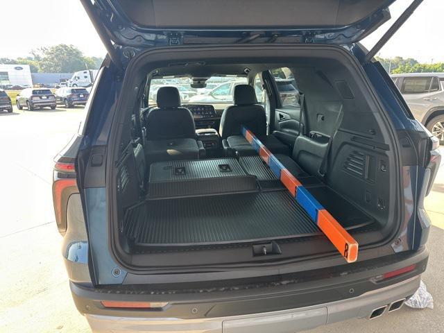 new 2026 Chevrolet Traverse car, priced at $50,347