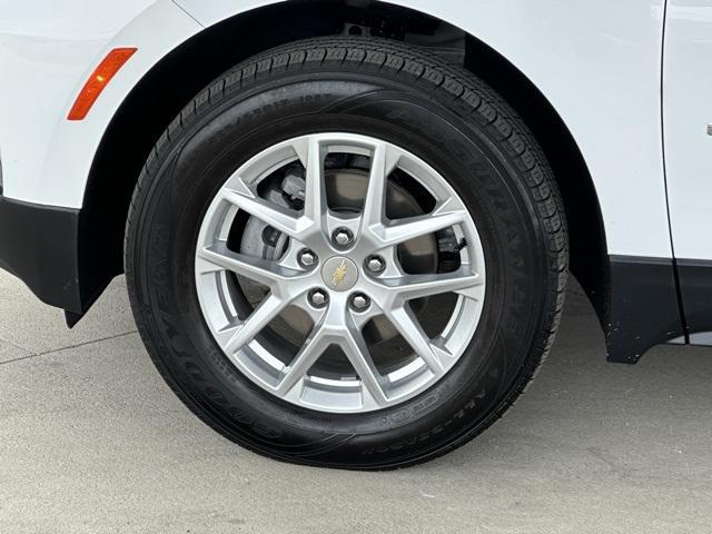 used 2022 Chevrolet Equinox car, priced at $20,000