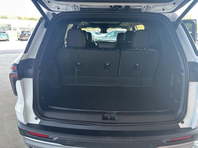 new 2026 Chevrolet Traverse car, priced at $47,981
