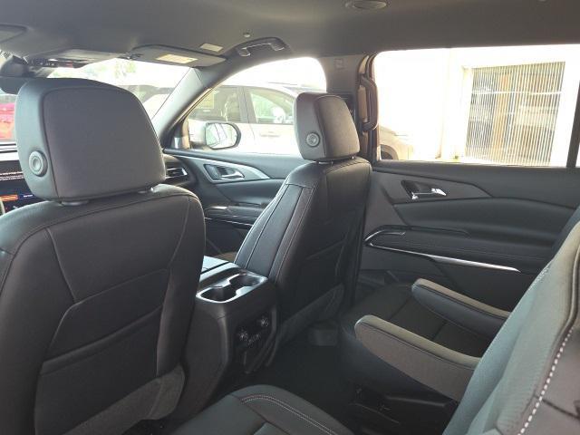 new 2026 Chevrolet Traverse car, priced at $45,438