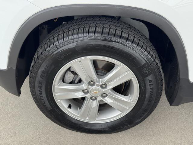 used 2022 Chevrolet Trax car, priced at $17,899