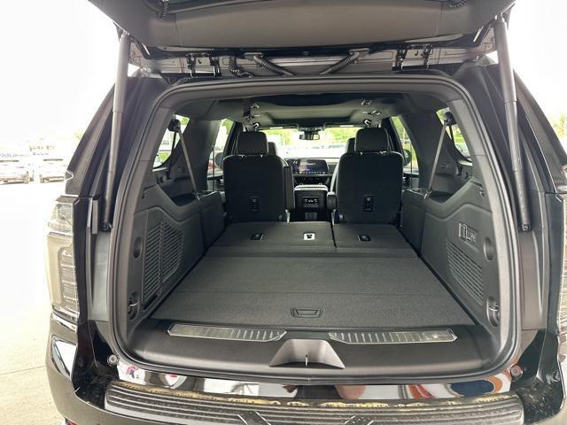 new 2025 Chevrolet Suburban car, priced at $80,193