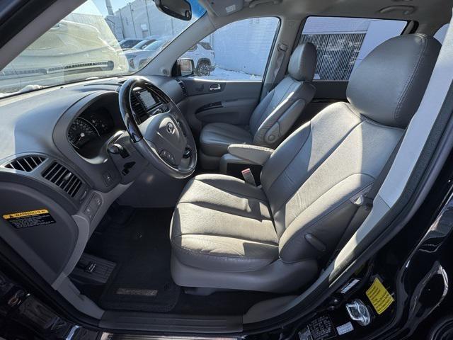 used 2014 Kia Sedona car, priced at $10,000