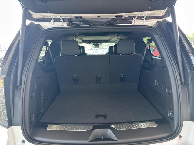 new 2025 Chevrolet Suburban car, priced at $87,881