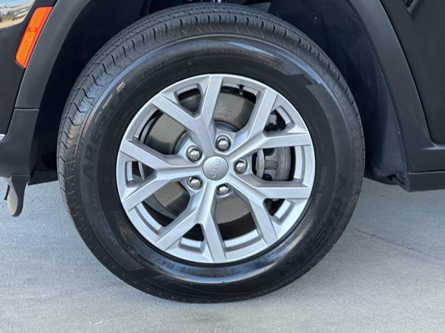 used 2021 Jeep Grand Cherokee L car, priced at $28,500