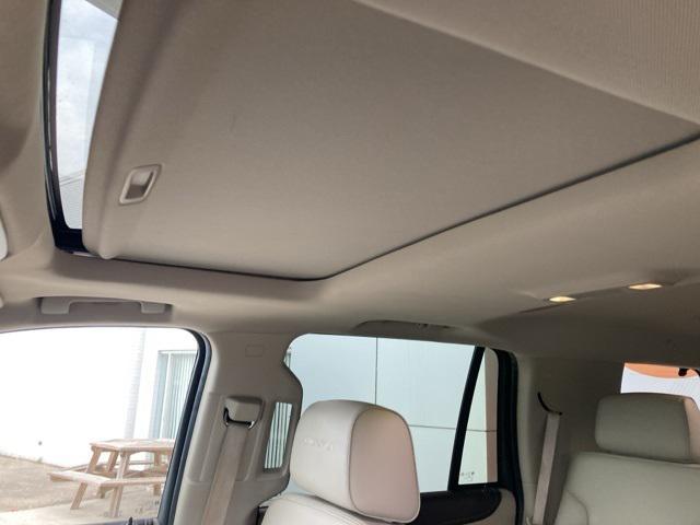 used 2019 GMC Yukon car, priced at $33,000