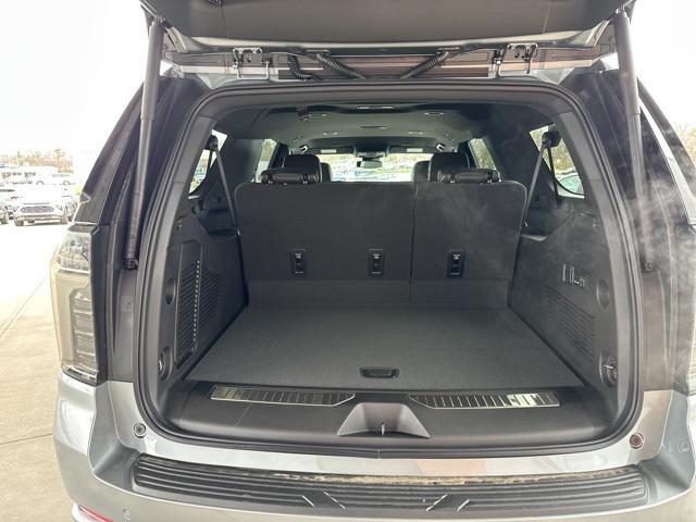 new 2025 Chevrolet Suburban car, priced at $77,597