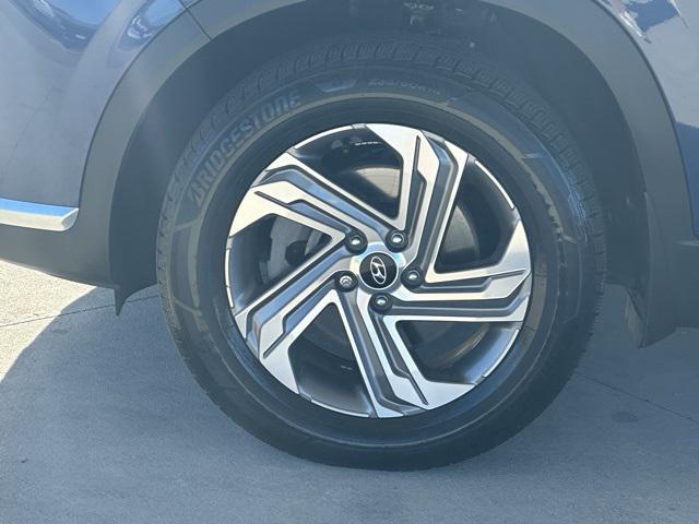 used 2021 Hyundai Santa Fe car, priced at $17,800