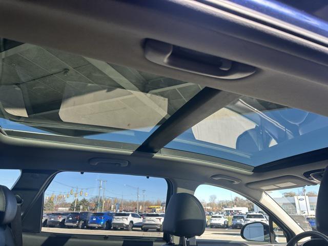 used 2021 Hyundai Santa Fe car, priced at $17,800