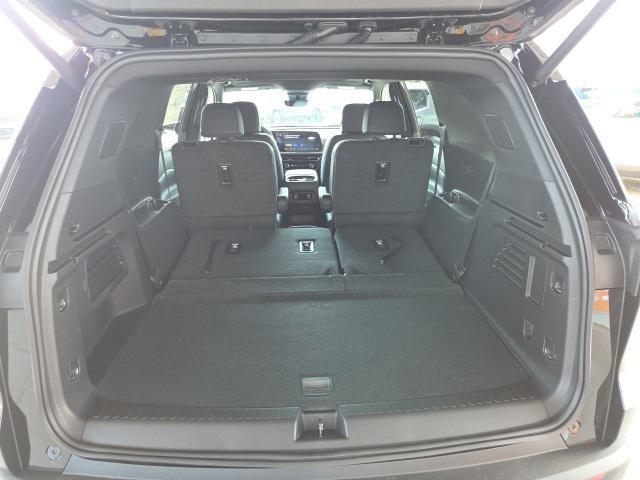 new 2026 Chevrolet Traverse car, priced at $47,981