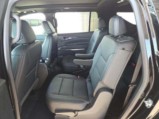 new 2026 Chevrolet Traverse car, priced at $47,981