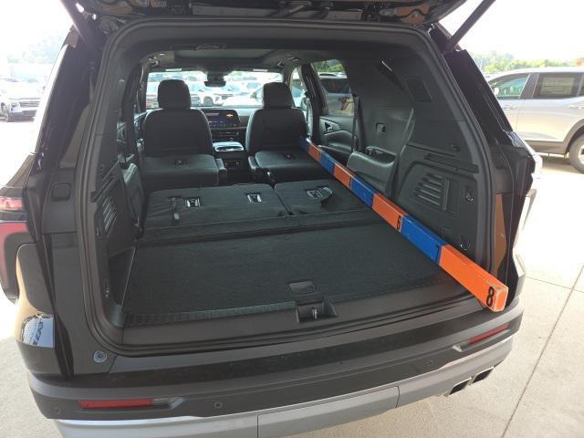 new 2026 Chevrolet Traverse car, priced at $47,981