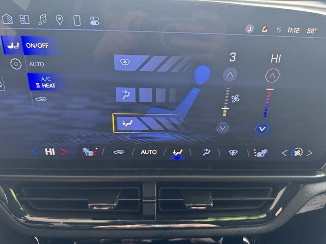 used 2024 Chevrolet Equinox EV car, priced at $34,000