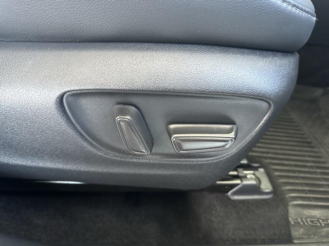 used 2023 Toyota Highlander car, priced at $43,000
